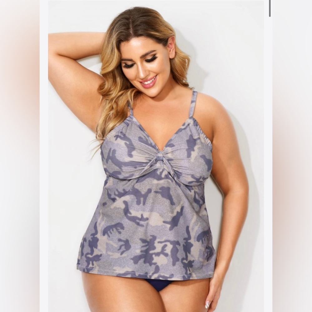 Camo Sweetheart Neckline Tummy Control Vintage Tankini Top